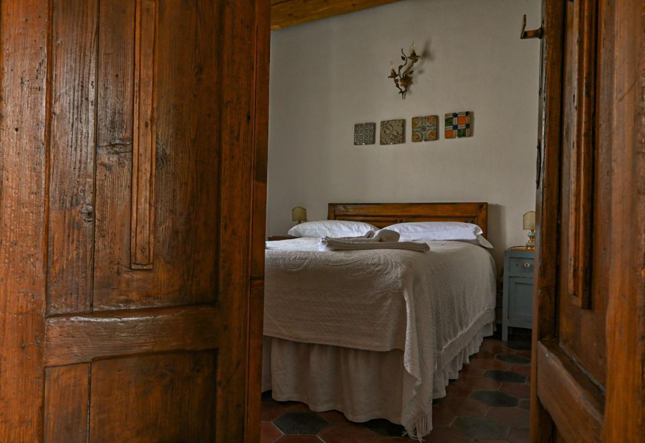Cortis Antigas Bed & Breakfast Gesturi Eksteriør bilde