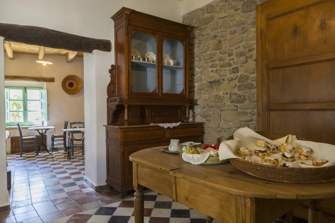Cortis Antigas Bed & Breakfast Gesturi Eksteriør bilde